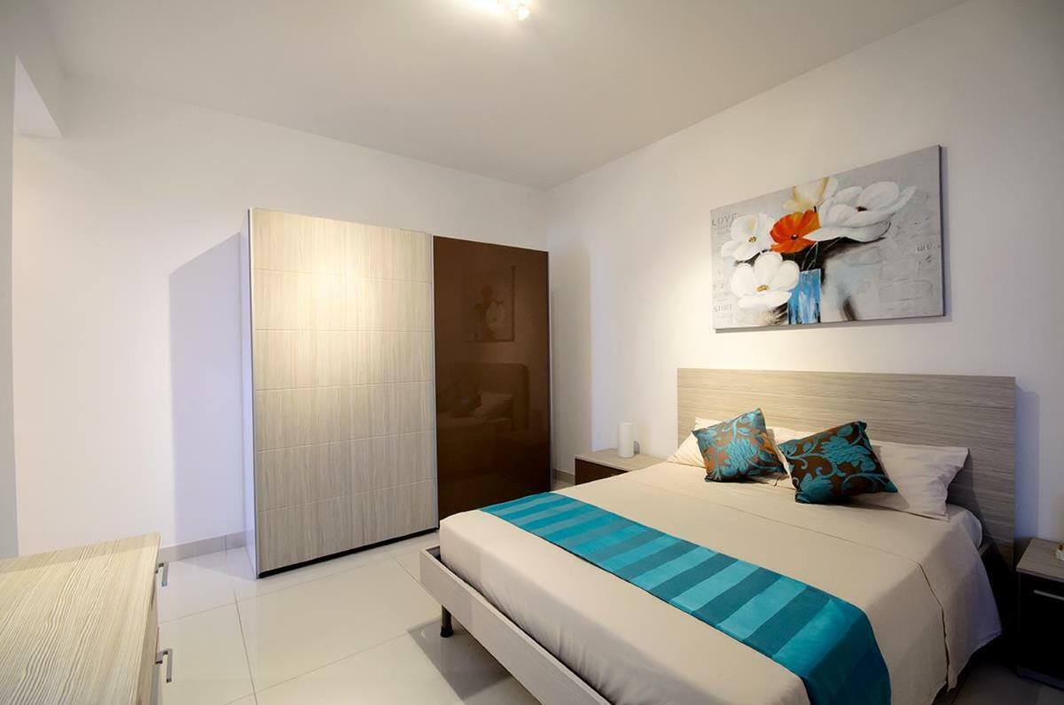 Apartmán Crescent Court F St. Paul's Bay Exteriér fotografie